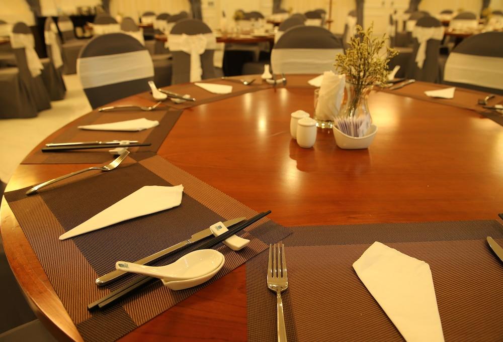 Adonis Hotel Hanoi Luaran gambar